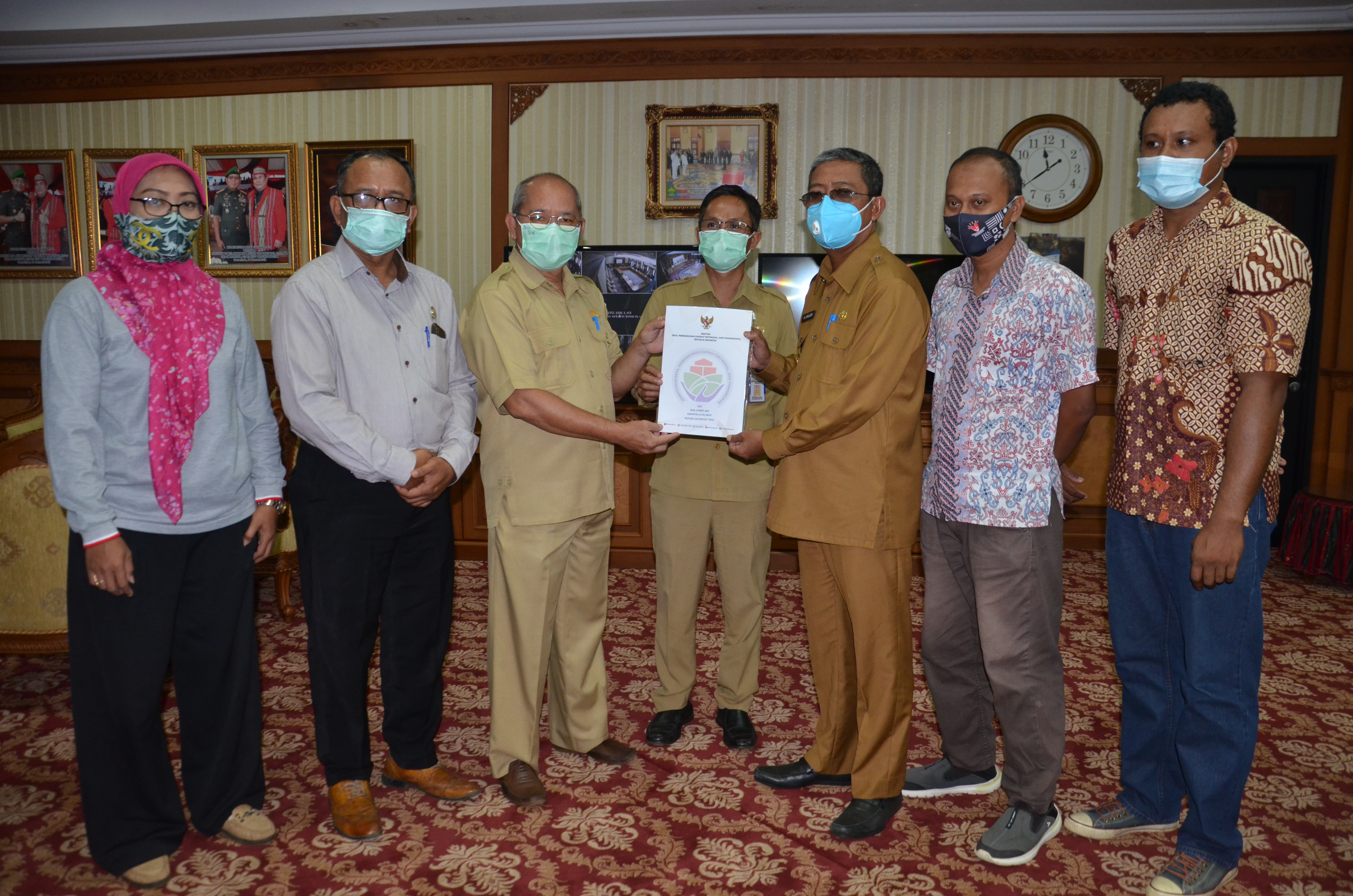 Sukses Salurkan BLT-DD Tahap Pertama, 68 Desa Menerima Piagam Penghargaan Kemendes PDTT